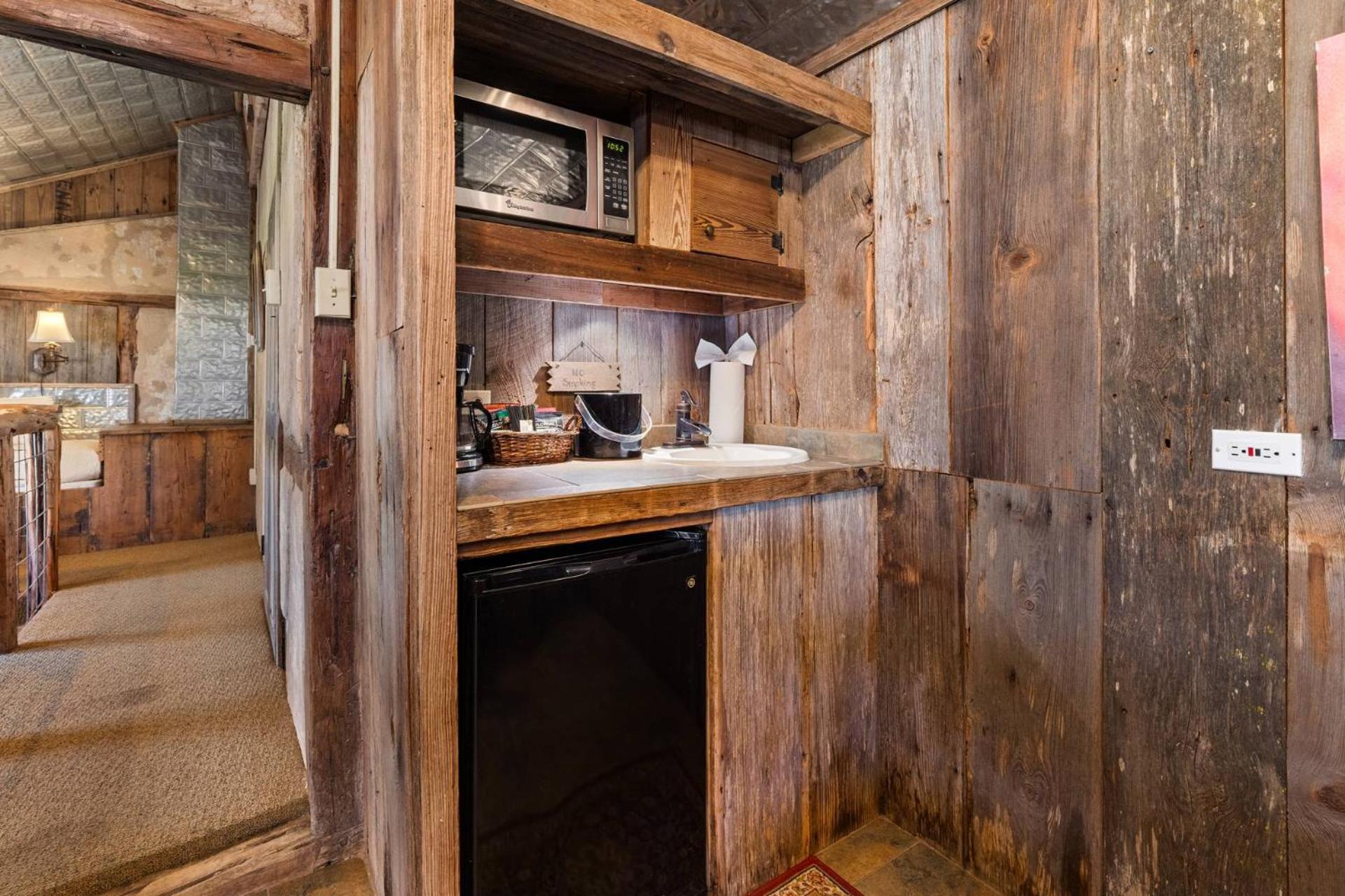 #6 The Root Cellar At Garrison In Gruene Villa New Braunfels Exterior photo