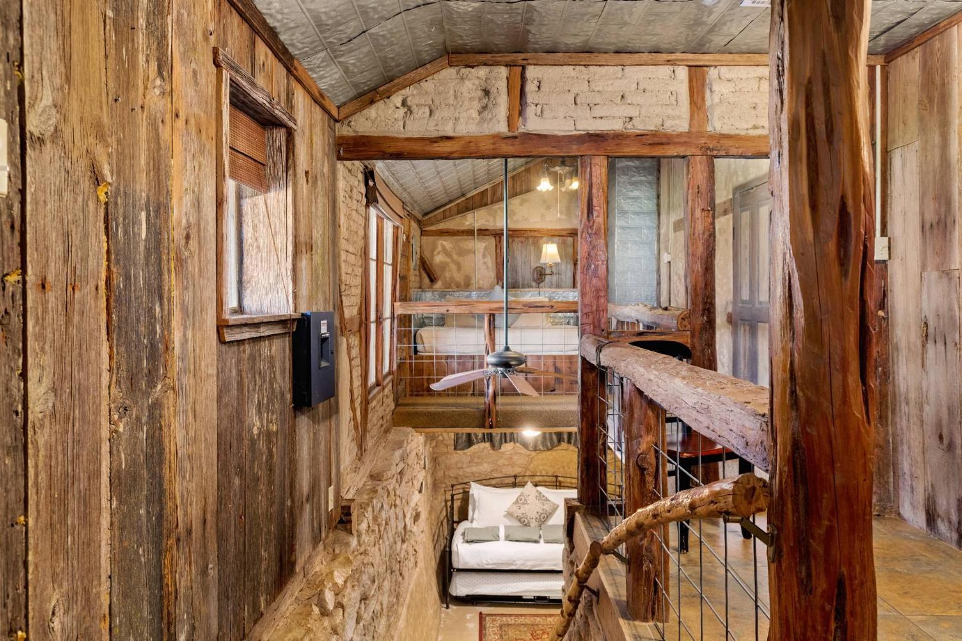 #6 The Root Cellar At Garrison In Gruene Villa New Braunfels Exterior photo